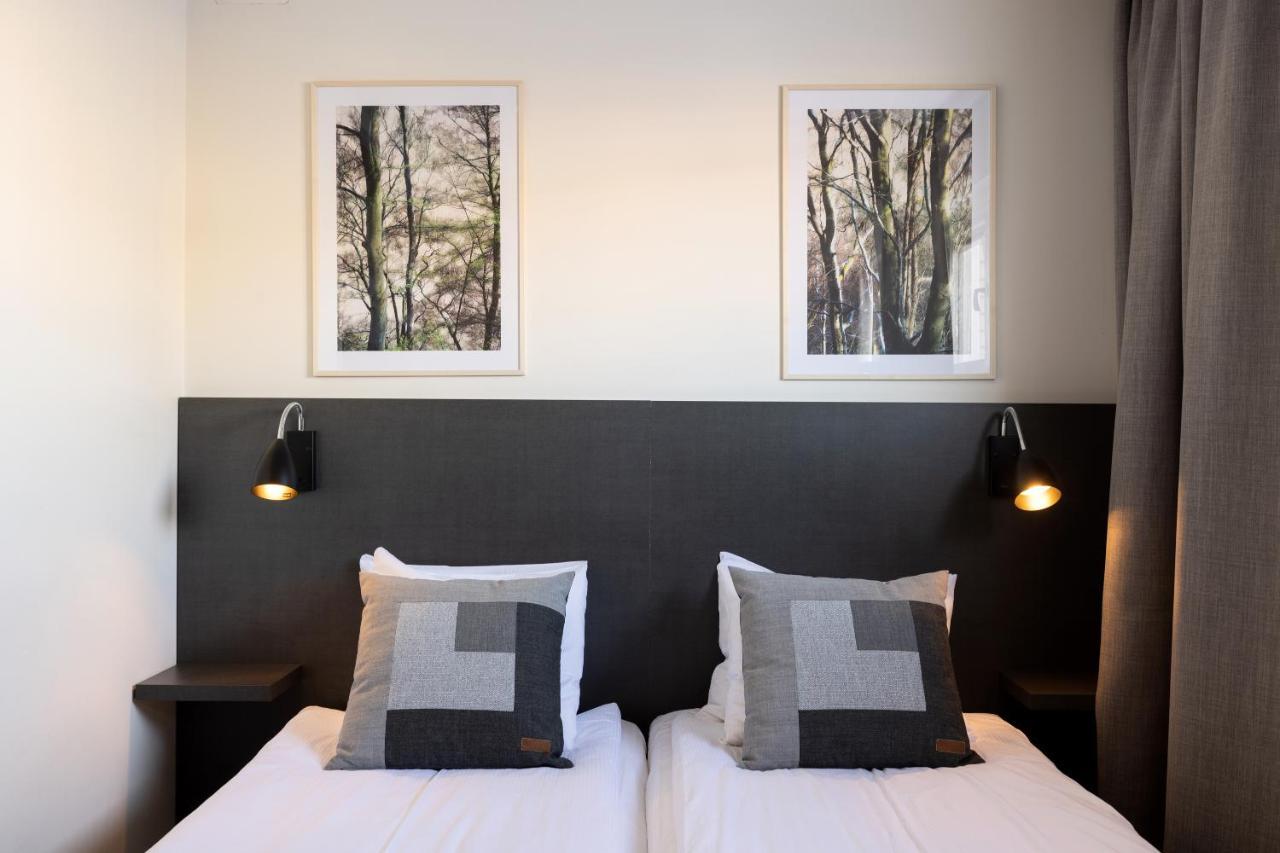 Hotel Bishops Arms โมรา ภายนอก รูปภาพ