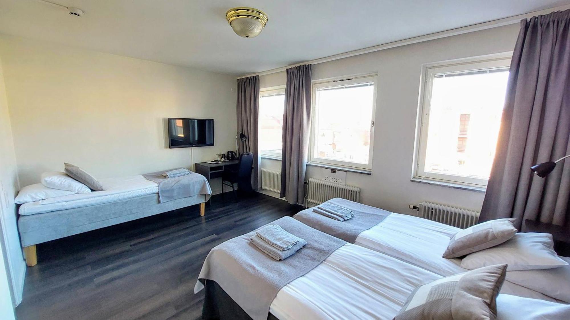 Hotel Bishops Arms โมรา ภายนอก รูปภาพ