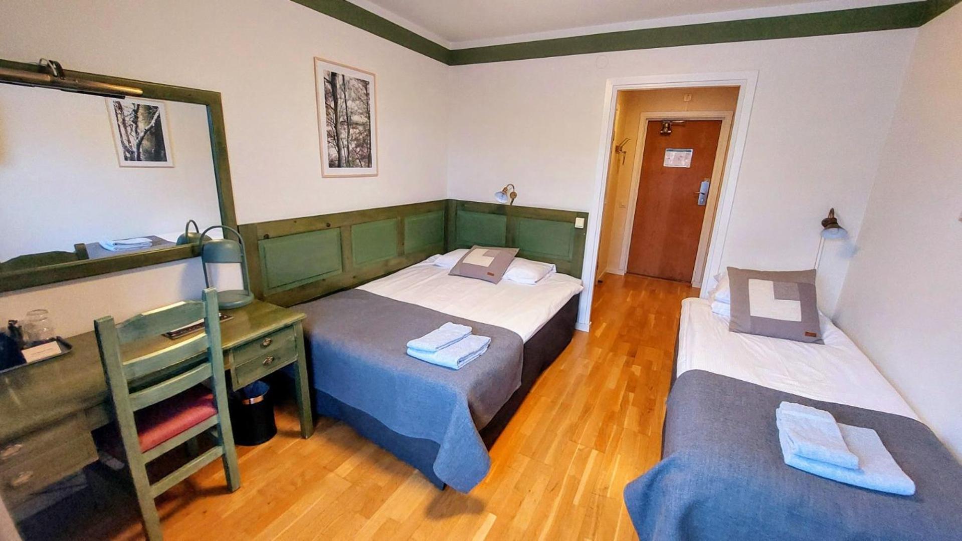 Hotel Bishops Arms โมรา ภายนอก รูปภาพ